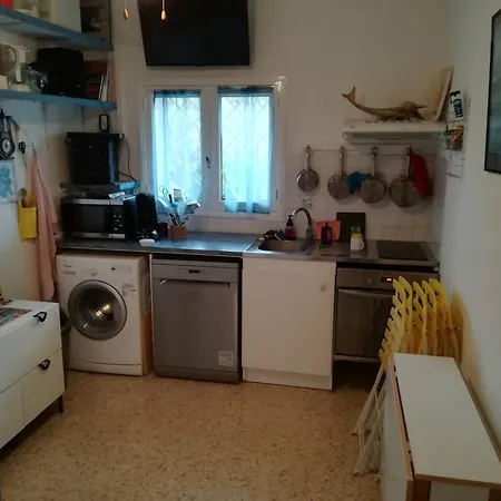 Apartamento Petit 4p,pkg Securise, Wifi, Smart Tv, 12 Mn Centre, Samedi Au Samedi, Rdc